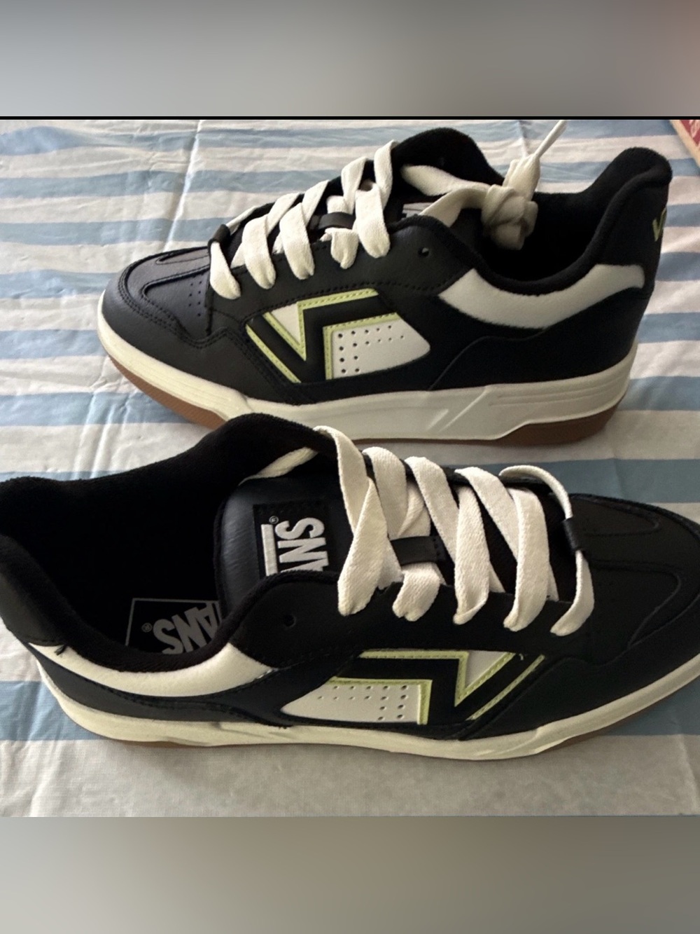 Vans Upland Low Chunky Skate Sneakers Black Lime Unisex 9.5M / 11W VN000D6FGBK
